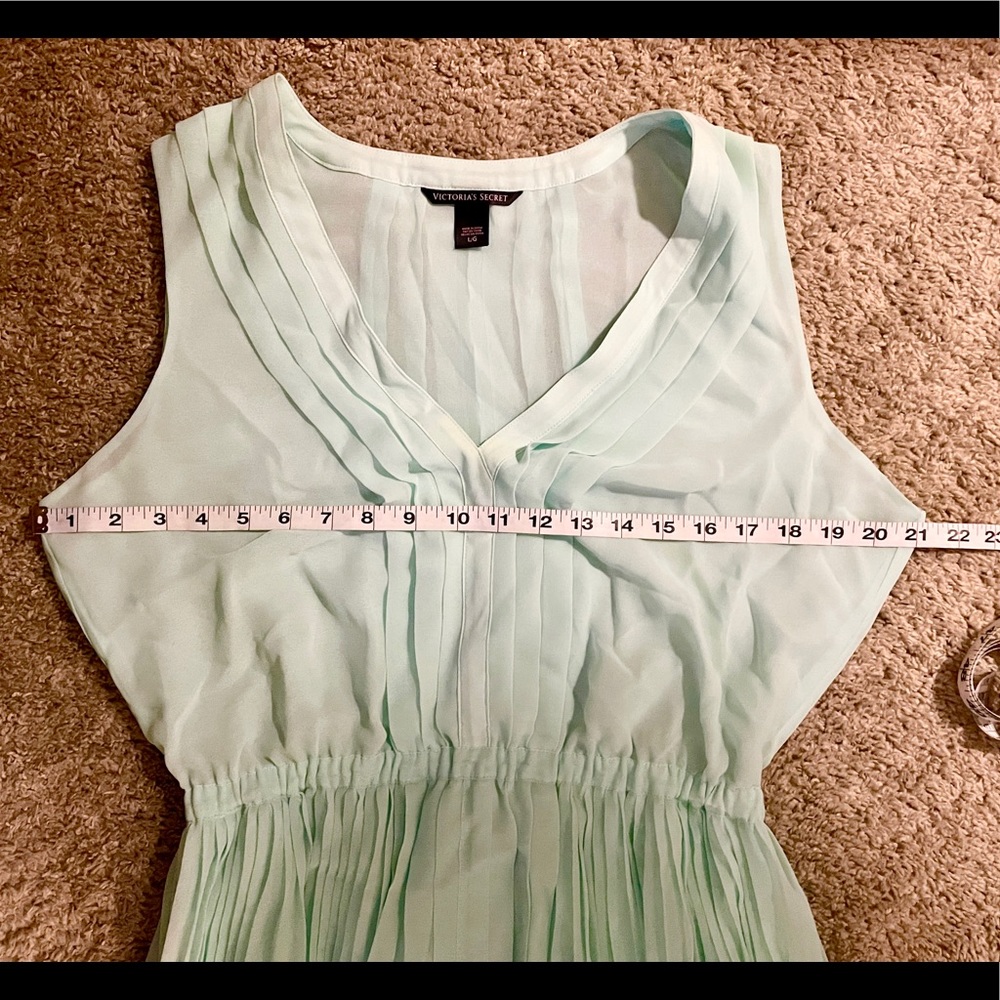 🌱NWOT VS Chiffon Dress - Picture 5 of 5
